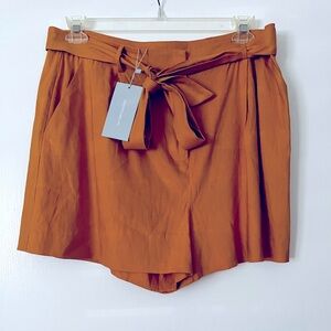 Antonio Melani Linen Blend High Waist Shorts With Matching Belt